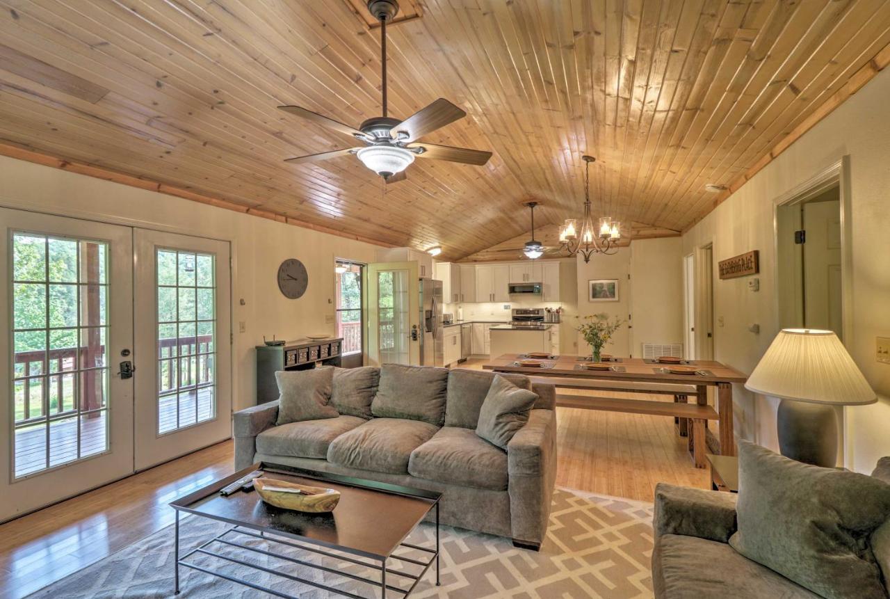 Vila Creekside Hideaway With Fire Pit And Creek Access! Mountain View Exteriér fotografie