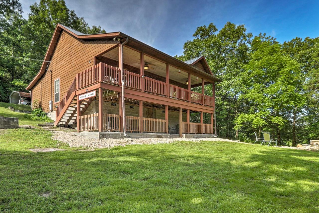 Vila Creekside Hideaway With Fire Pit And Creek Access! Mountain View Exteriér fotografie